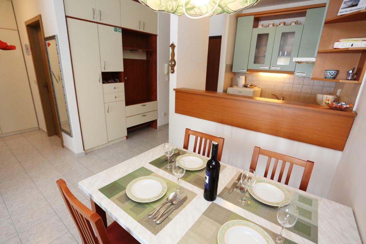 Beach Apartment Dagama Σπλιτ Εξωτερικό φωτογραφία